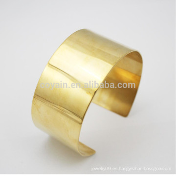 Venta al por mayor 18K oro chapado en latón ancho brazalete Brazalete